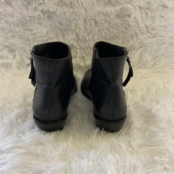 J Crew, Women’s Black,Leather Ankle Boots.Size-7 - Picture 3 of 10